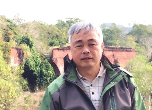 助理教授林學雄