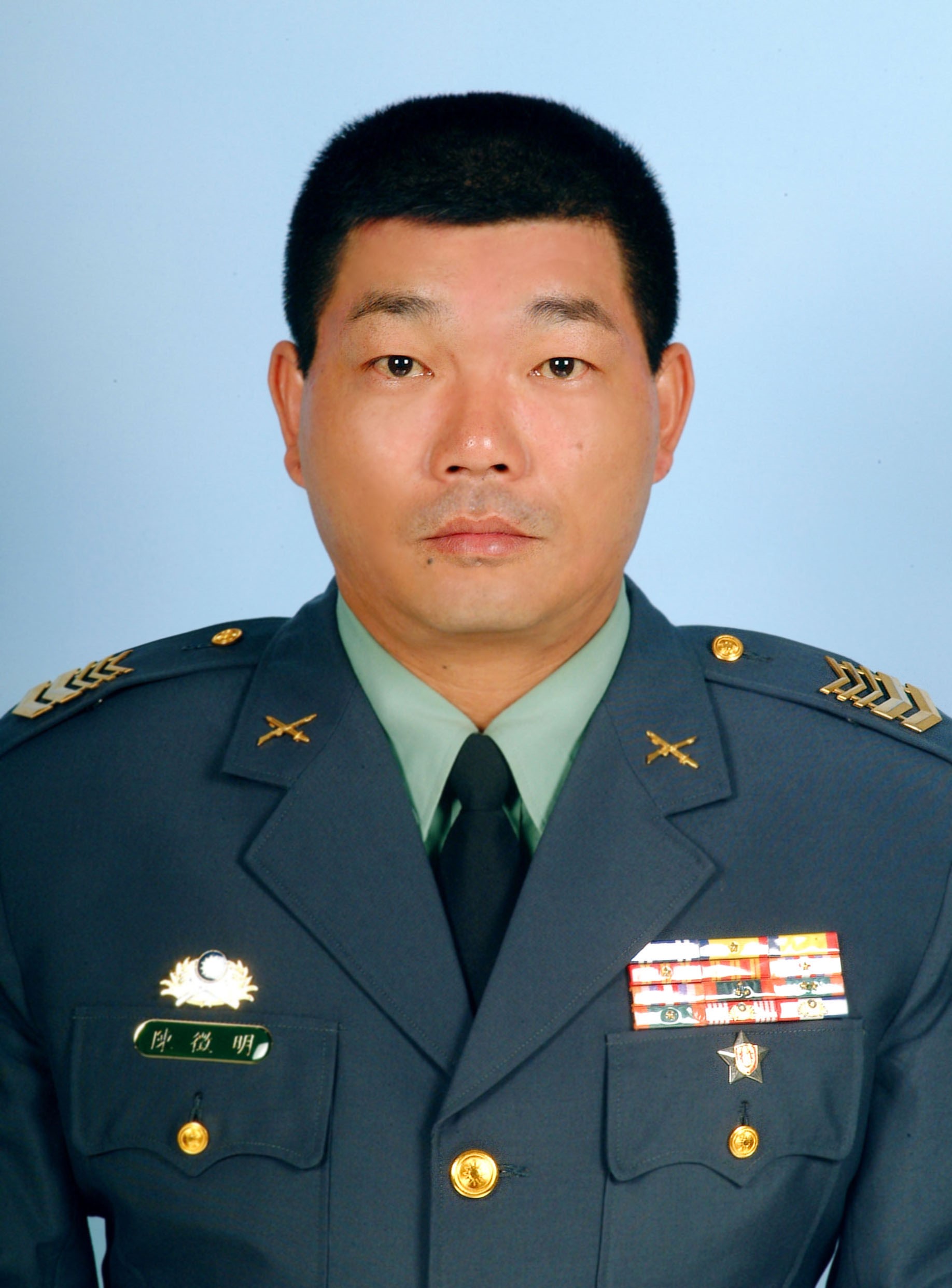 校士官督導長陳徵明一等士官長玉照